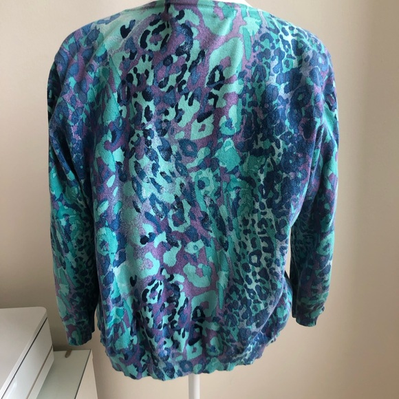 Cable & Gauge Soft Green Top - Picture 2 of 6